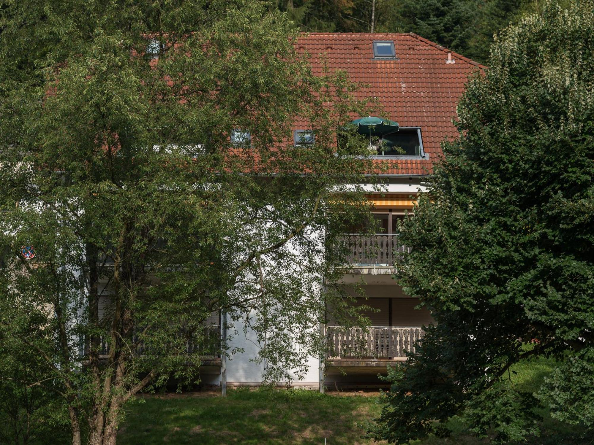 Ferienwohnung Sonnenschein Bad Herrenalb Exterior foto